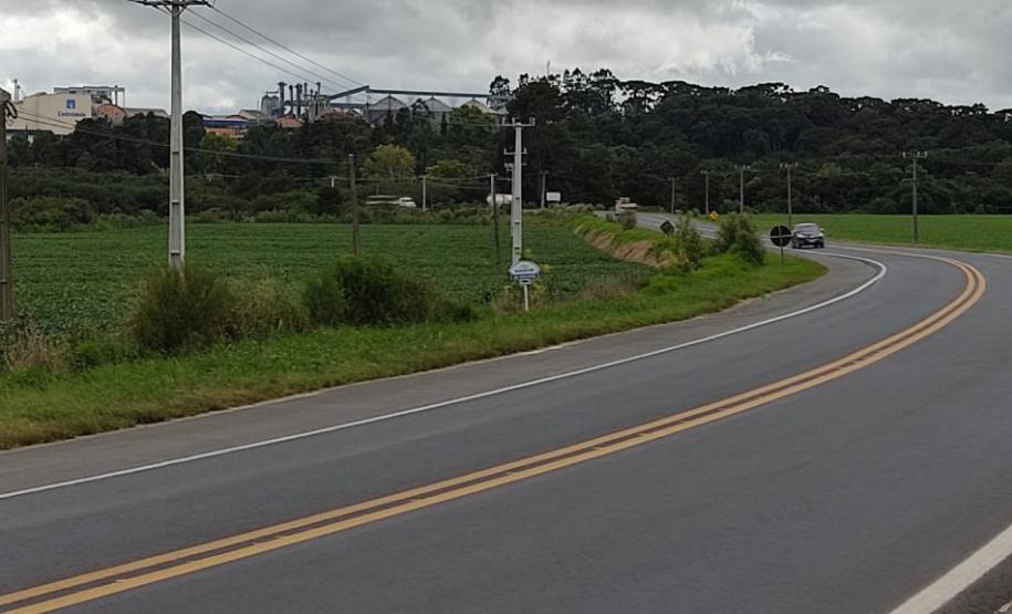 Trecho da PR-340, em Castro, após serviços de conservação