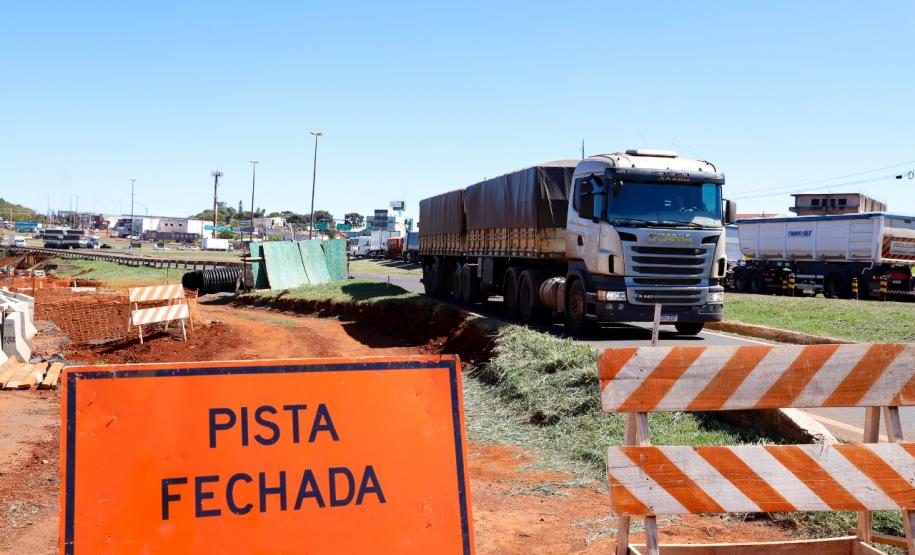 Andamento das obras no trevo Cataratas, em Cascavel