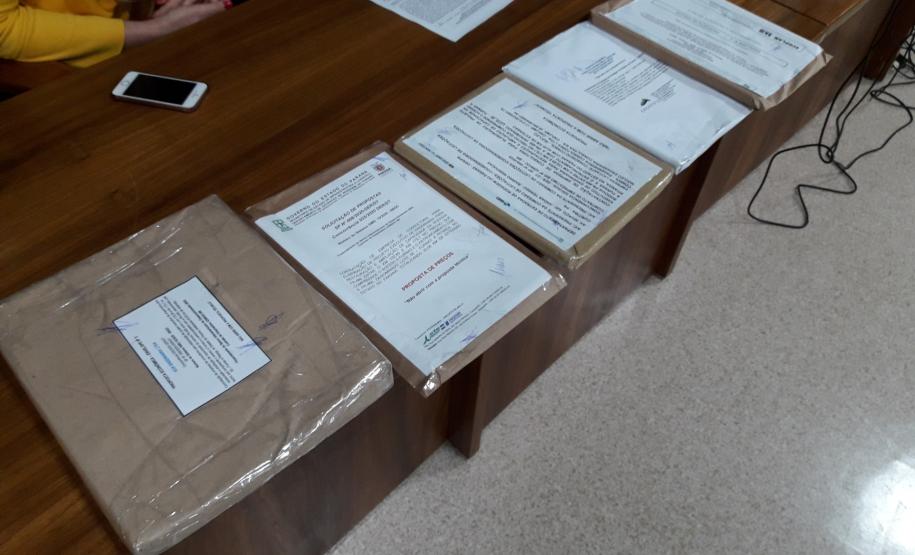 Sessão de abertura de envelopes de preços