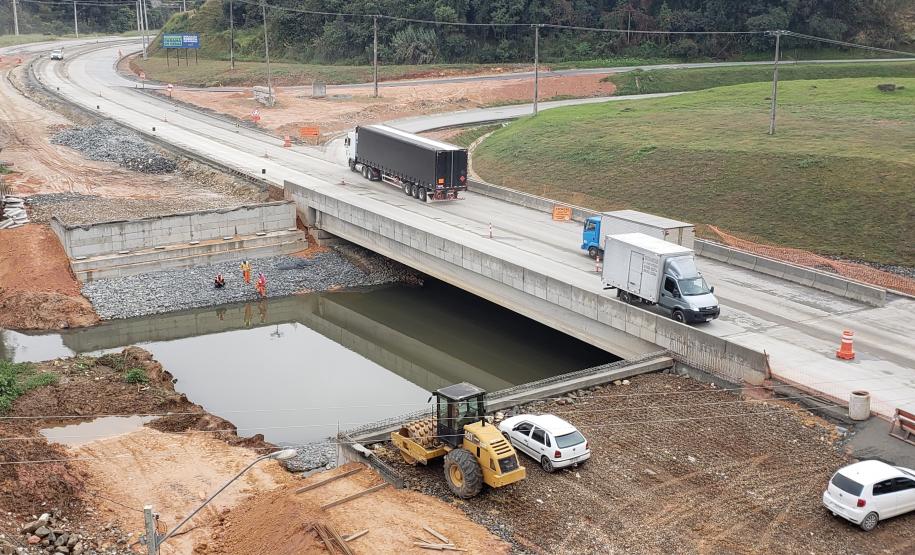 Pontes na duplicação da PR-092