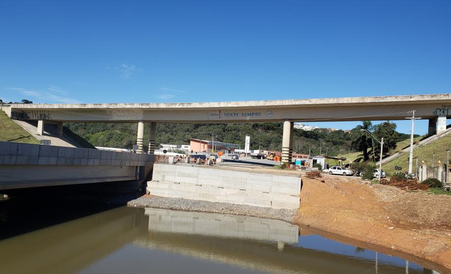 Pontes na duplicação da PR-092