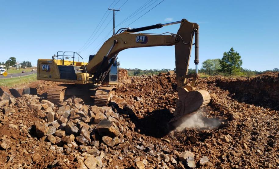 Implantação de marginais na BR-277