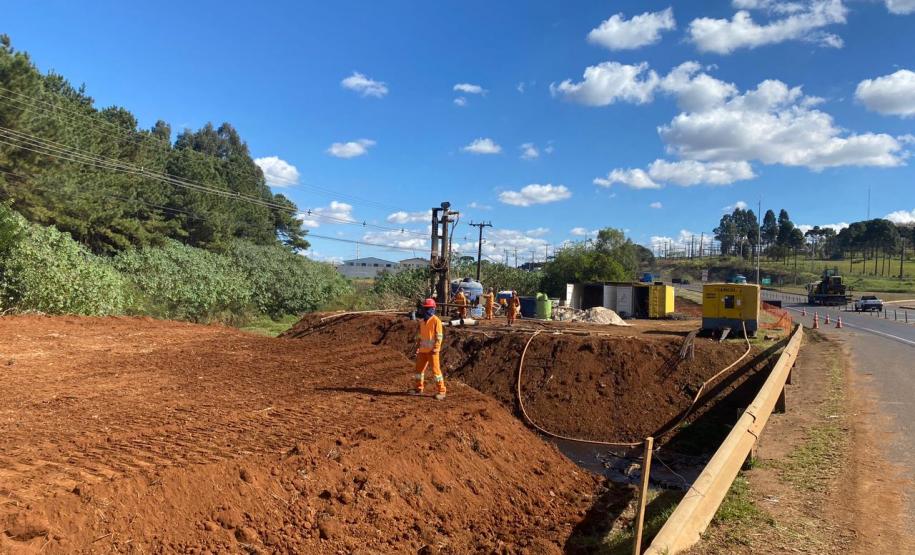 Implantação de ponte na nova marginal esquerda da BR-277