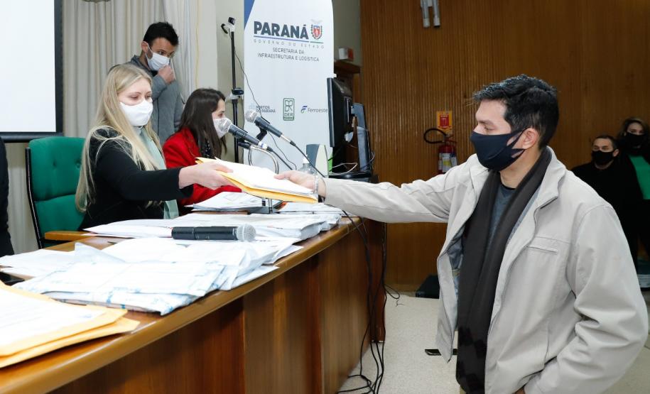 Sessão de abertura de envelopes de conservação de rodovias da região noroeste