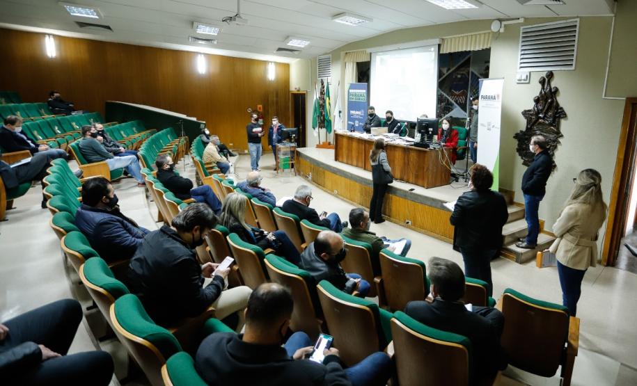 Sessão de abertura de envelopes de conservação de rodovias da região noroeste