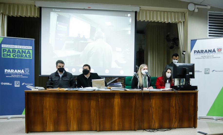 Sessão de abertura de envelopes de conservação de rodovias da região noroeste