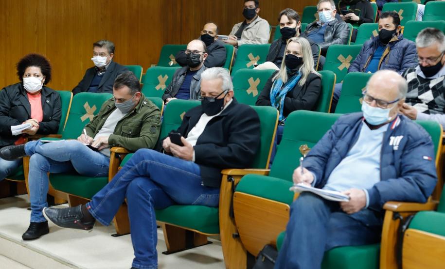 Sessão de abertura de envelopes de conservação de rodovias da região noroeste