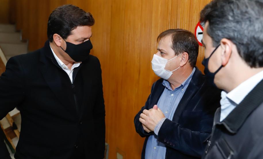 Sessão de abertura de envelopes de conservação de rodovias da região noroeste