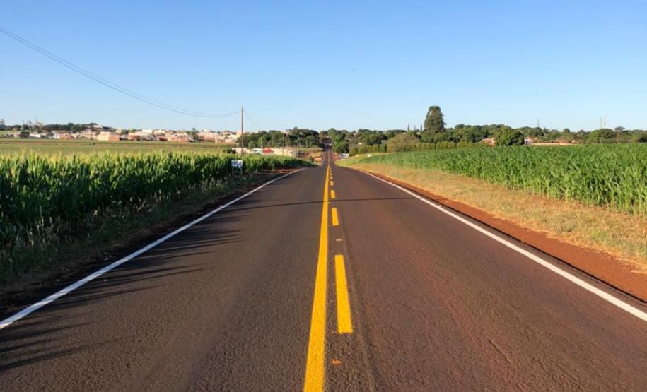 Serviços de conservação na PR-575