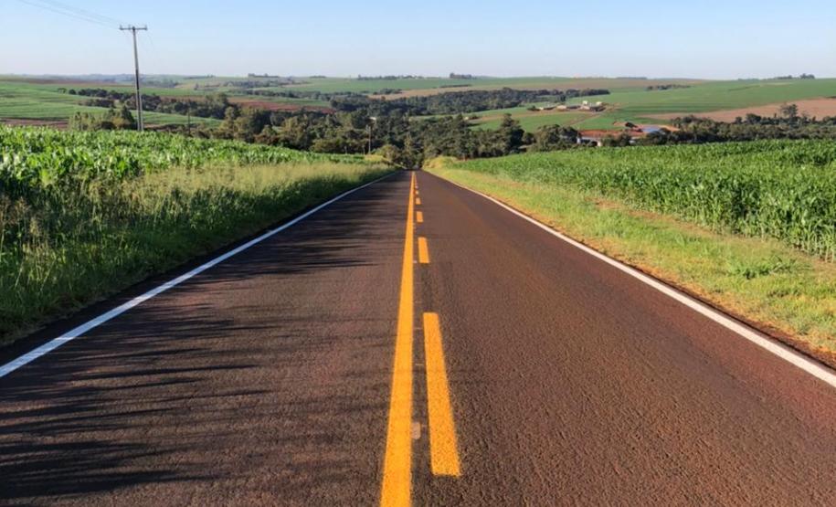 Serviços de conservação na PR-575