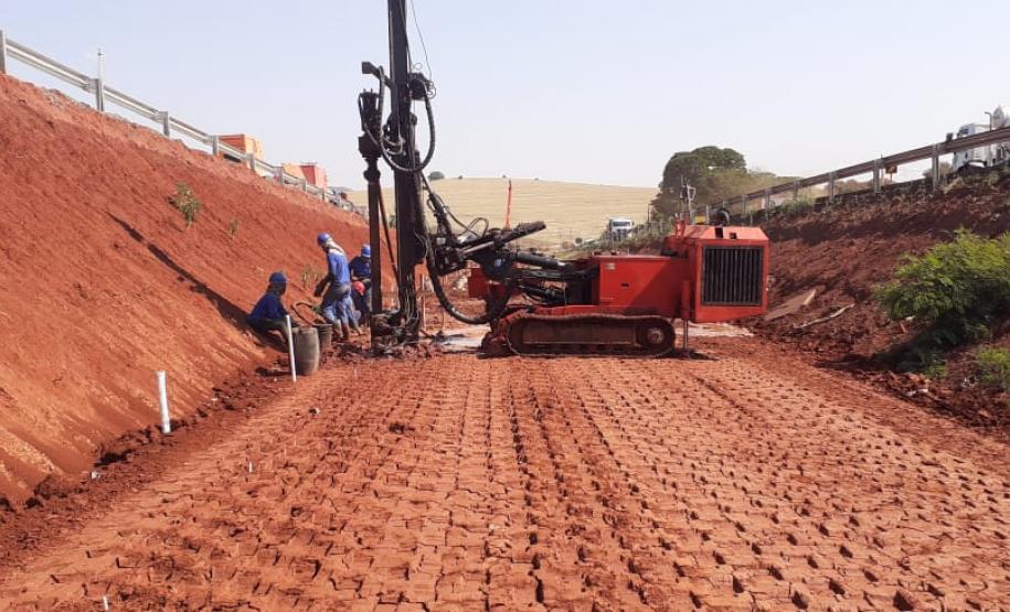 Serviços em Água Boa
