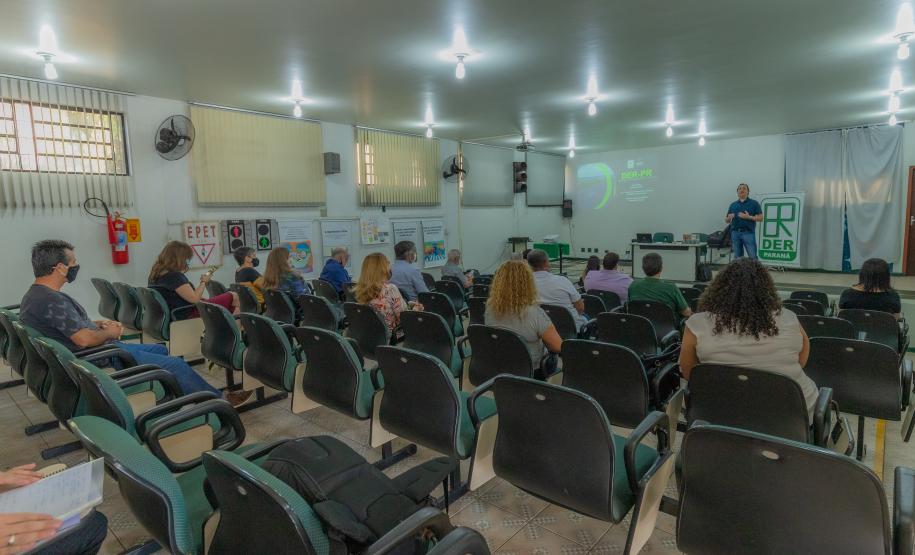 Visita DAF a regional do DER