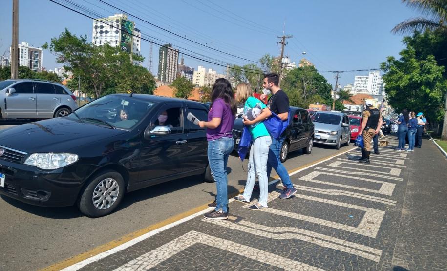 Abordagem Informativa de Segurança no Trânsito aos Condutores de Veículos em Ponta Grossa