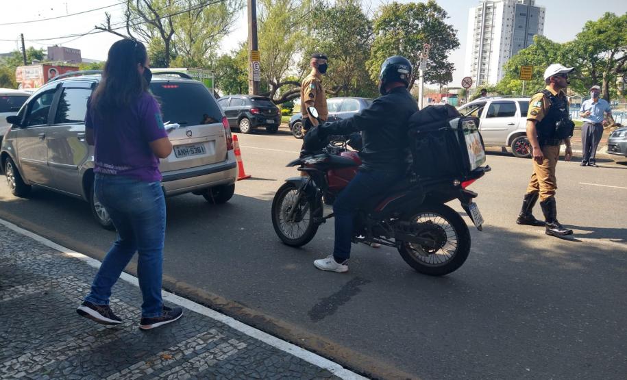 Abordagem Informativa de Segurança no Trânsito aos Condutores de Veículos em Ponta Grossa