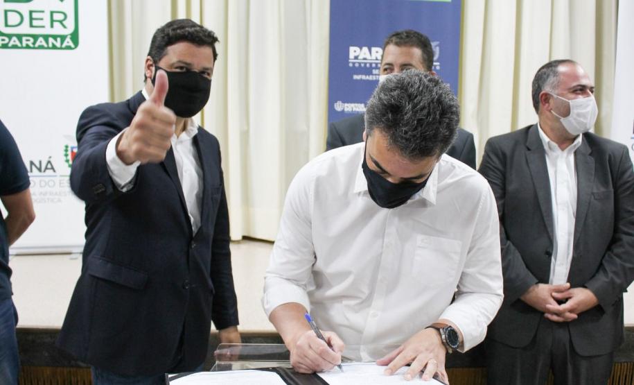 Evento de doação de veículos e equipamentos