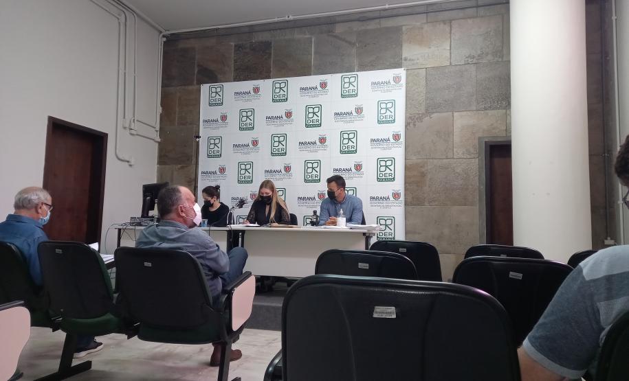 Abertura de envelopes de preços dos lotes 2 e 3