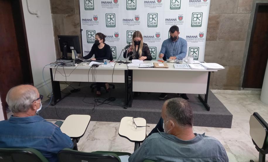 Abertura de envelopes de preços dos lotes 2 e 3