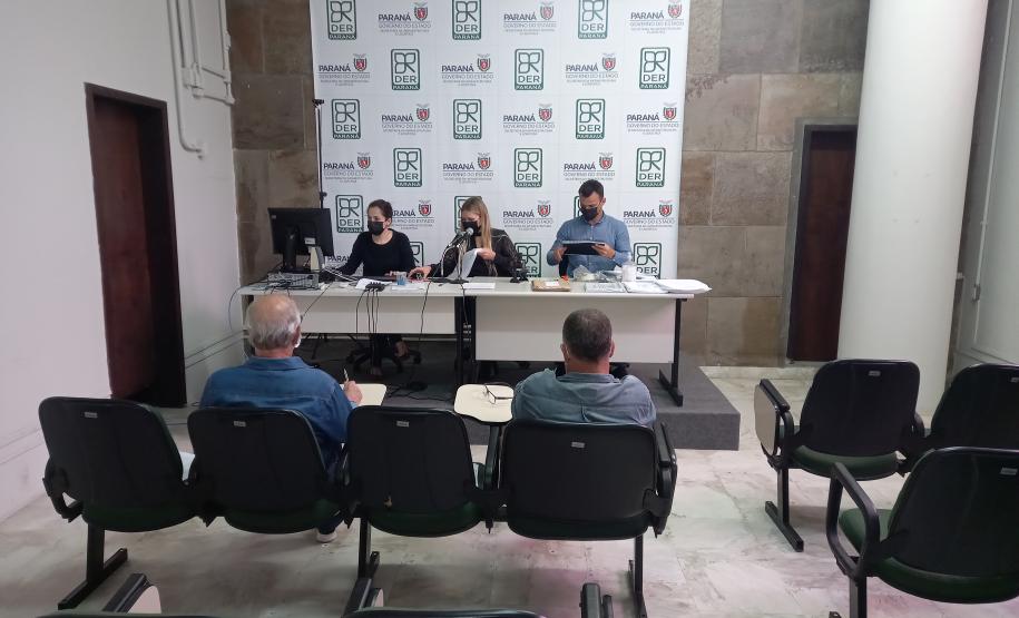 Abertura de envelopes de preços dos lotes 2 e 3