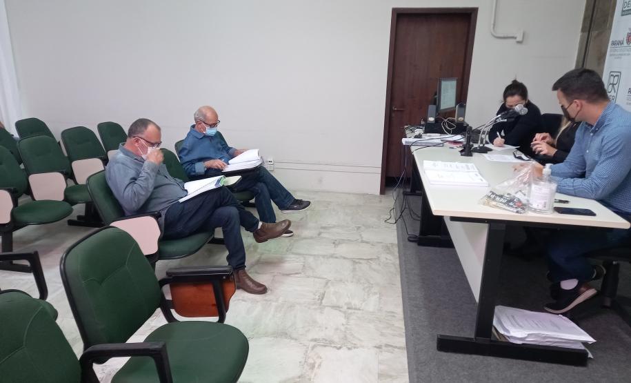 Abertura de envelopes de preços dos lotes 2 e 3