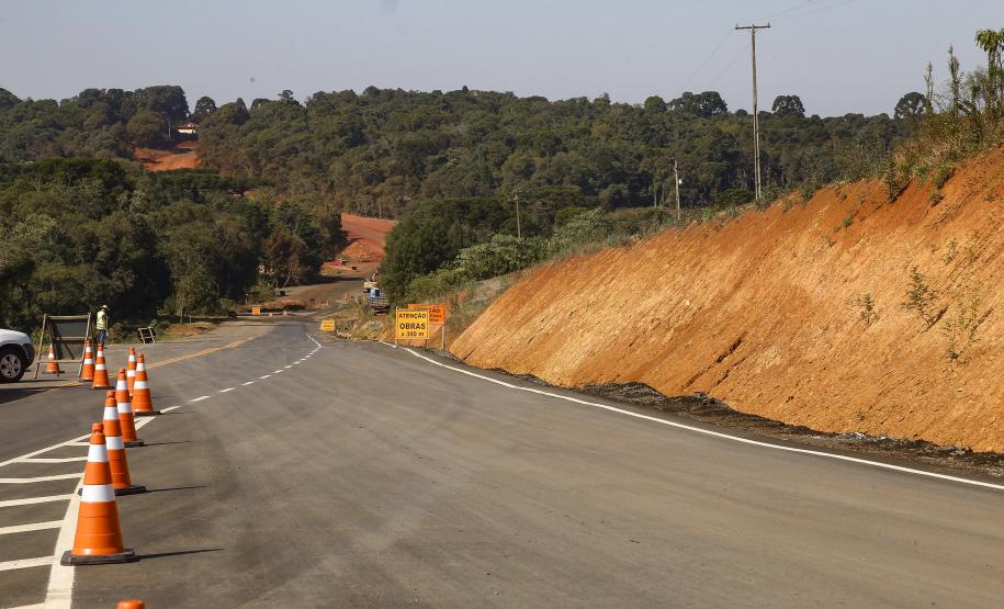 Pavimentação da PR-364 entre Irati e São Mateus do Sul