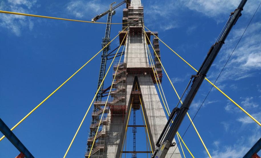 Obras da ponte da integração brasil paraguai