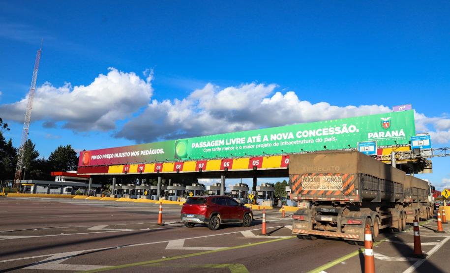 Praça de pedágio desativada