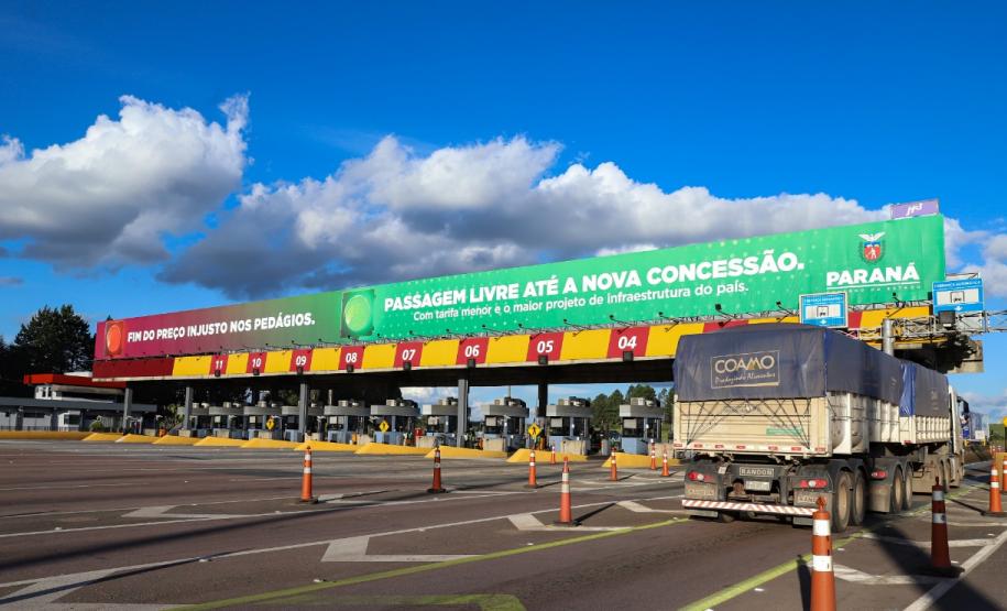 Praça de pedágio desativada