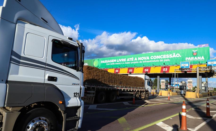 Praça de pedágio desativada