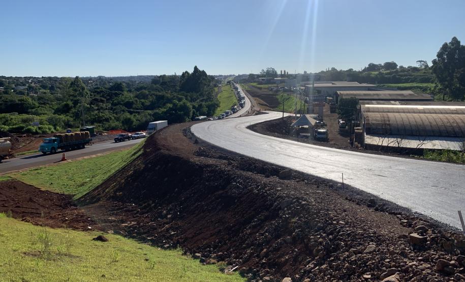 Execução de alças no viaduto Olindo Periolo