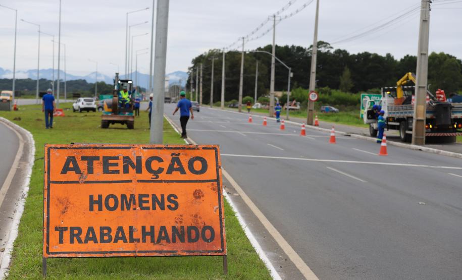 Paraná em Obras - Nova iluminação da Rodovia João Leopoldo Jacomel (PR 415)