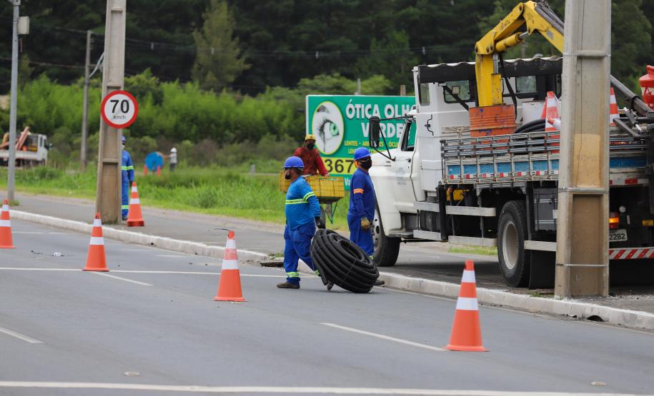 Paraná em Obras - Nova iluminação da Rodovia João Leopoldo Jacomel (PR 415)