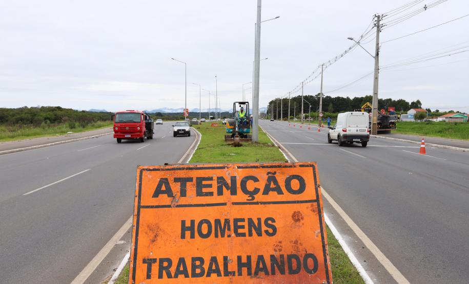 Paraná em Obras - Nova iluminação da Rodovia João Leopoldo Jacomel (PR 415)