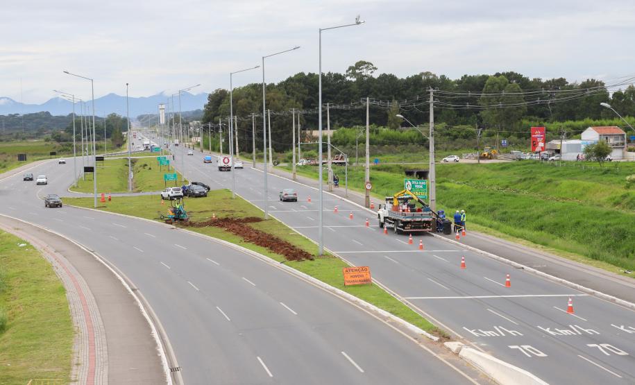Paraná em Obras - Nova iluminação da Rodovia João Leopoldo Jacomel (PR 415)