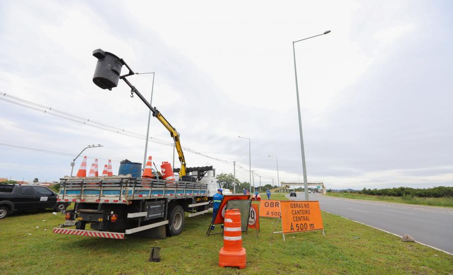 Paraná em Obras - Nova iluminação da Rodovia João Leopoldo Jacomel (PR 415)