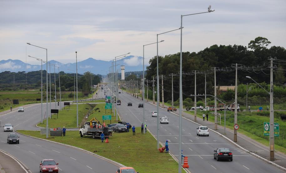 Paraná em Obras - Nova iluminação da Rodovia João Leopoldo Jacomel (PR 415)