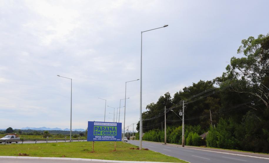 Paraná em Obras - Nova iluminação da Rodovia João Leopoldo Jacomel (PR 415)