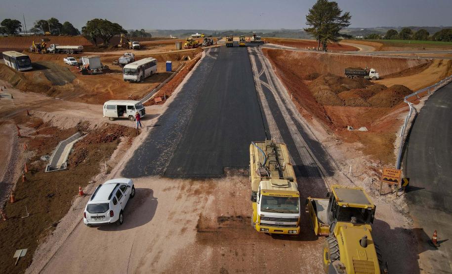 Com investimentos de R$ 1,1 bilhão, Estado vai entregar 250 km de obras rodoviárias em 2022