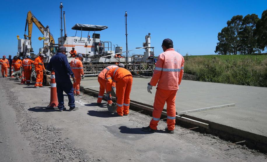Com investimentos de R$ 1,1 bilhão, Estado vai entregar 250 km de obras rodoviárias em 2022