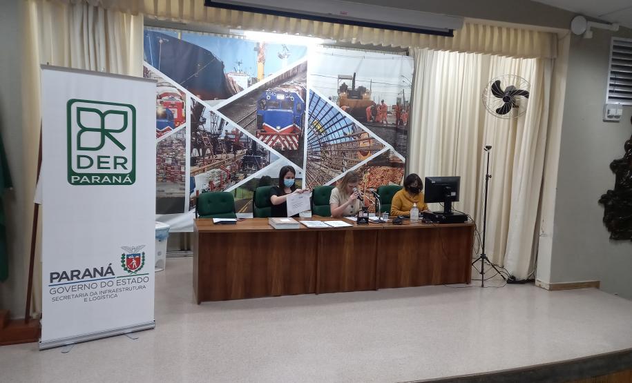 Sessão de abertura de envelopes de preços