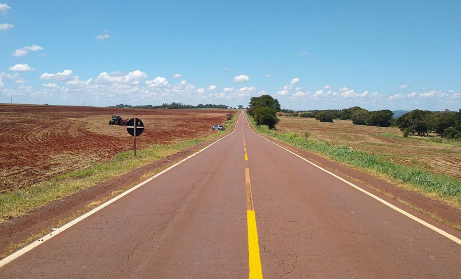 Serviços do PROSEG PARANÁ na PR-317 em São Clemente, distrito de Santa Helena