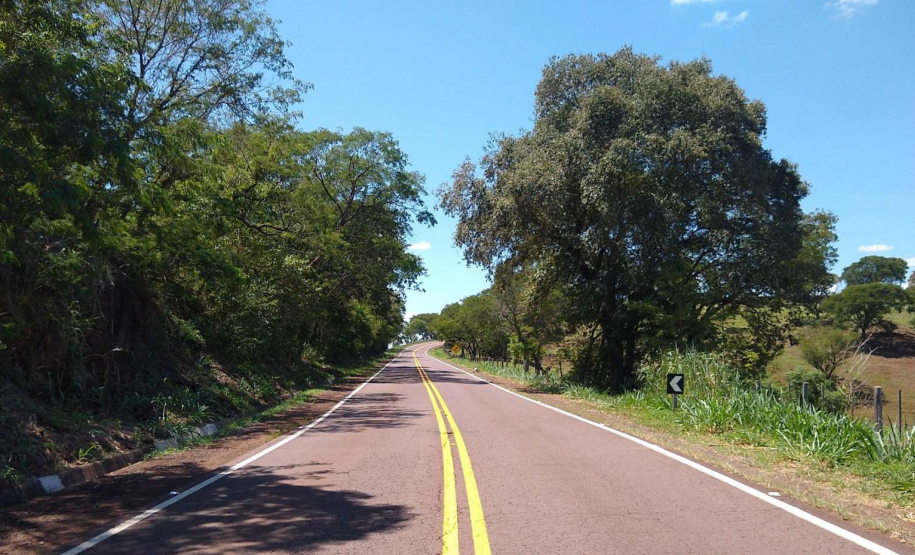 Serviços do PROSEG PARANÁ na PR-317, no território de São Pedro do Iguaçu