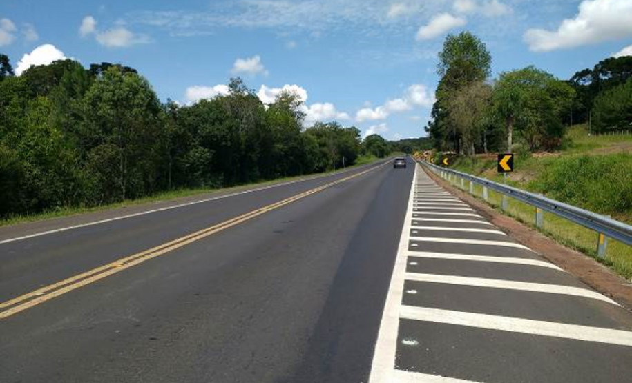 Terceira faixa BR-277 km 213+510 ao km 215+400