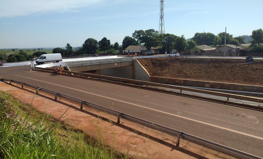 Novo viaduto e duplicação da PR-323 em Água Boa
