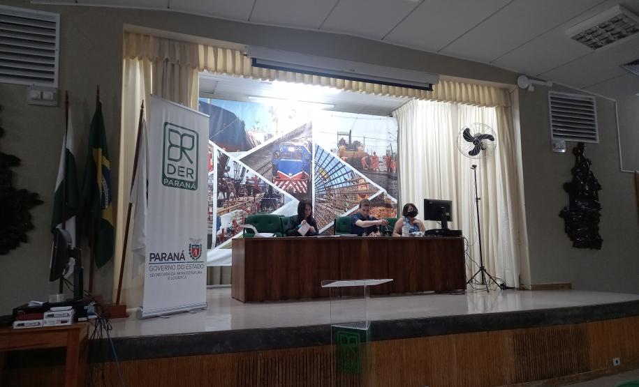 Sessão de abertura de envelopes de preços