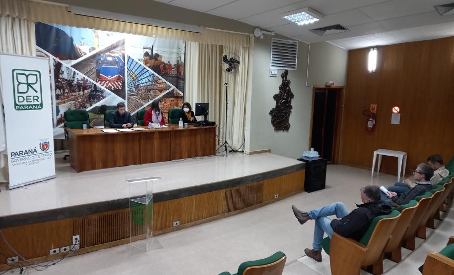 Sessão de abertura de envelopes de habilitação