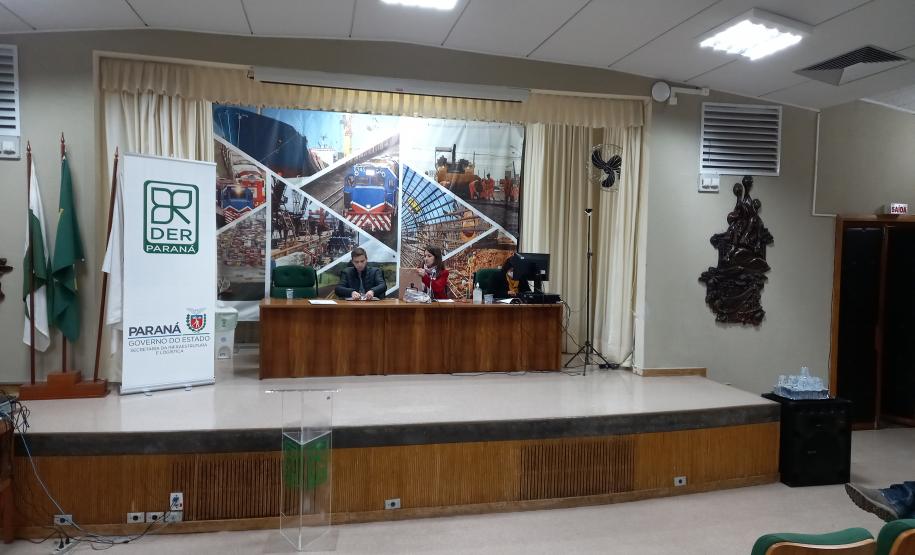 Sessão de abertura de envelopes de habilitação