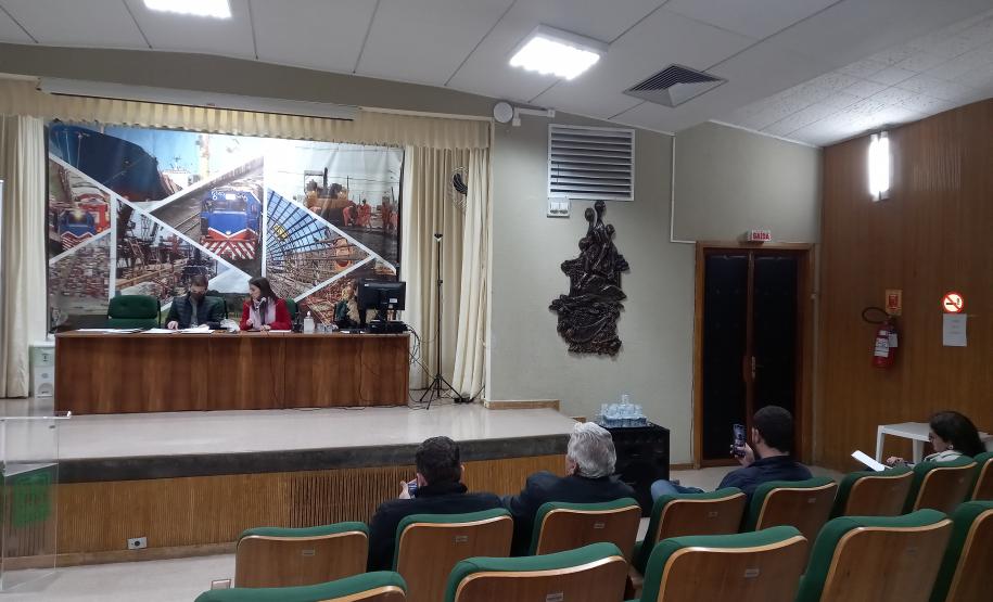 Abertura de envelopes de preços