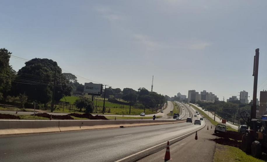 Obras de passarela em Londrina