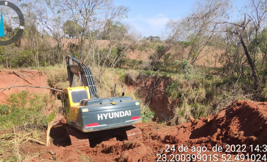Reparos na PR-492 em Tamboara