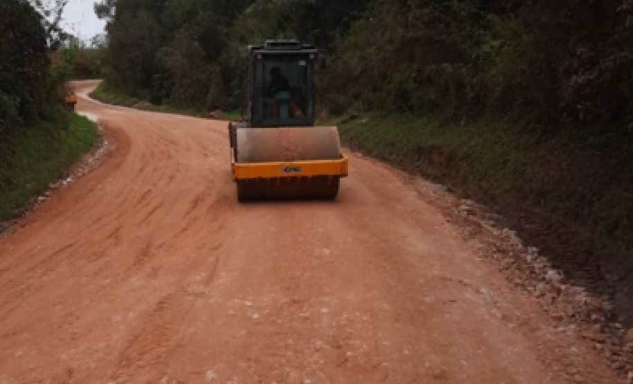 PR-090 Compactação da pista